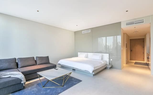 Driven Holiday Homes Marquise Square - photo 5