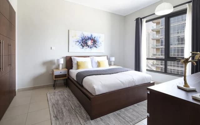 Light + Beautiful 1BR in Amazing Downtown Dubai! - photo 4