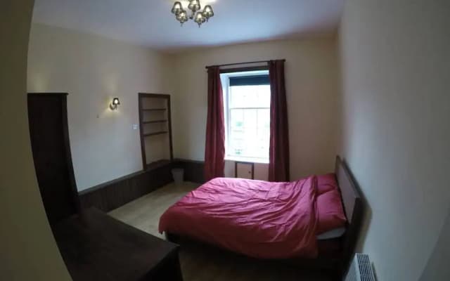 Cosy 2 Bedroom Apartment In City Centre - photo 3