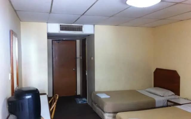 North Borneo Hotel - photo 2