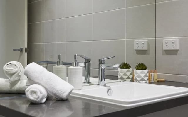 Cute, Homey Apartment In Chadstone - photo 5