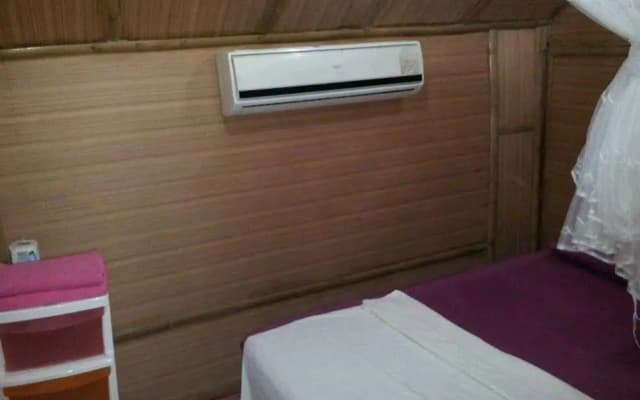 Jackie Bamboo House - photo 2