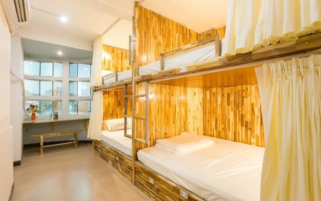 Yelo 2 Hostel - photo 5