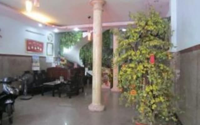 Dao Hung Hotel Saigon - photo 2