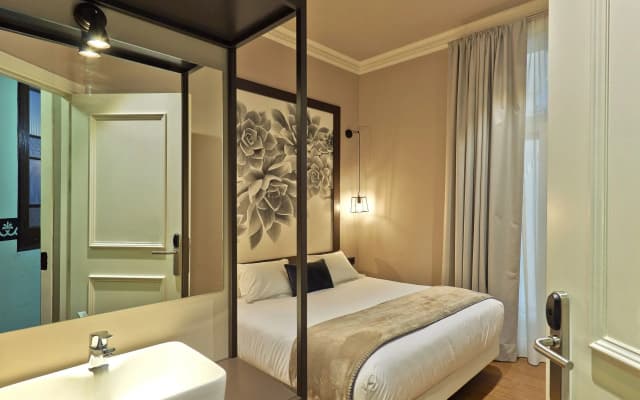 Hostal Central Barcelona - photo 2