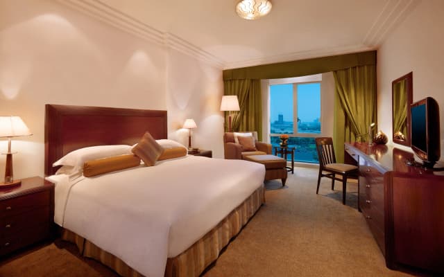 Grand Hyatt Residence - photo 2