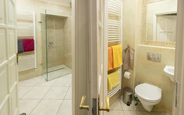 Jewel In Buda Apartment - photo 3