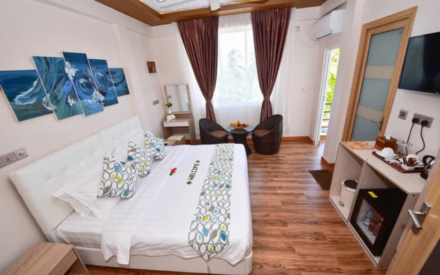 Vilu Thari Inn Maldives Hotel - photo 2
