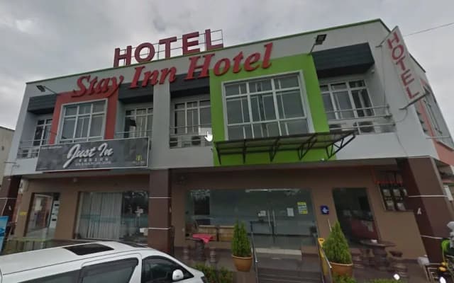 Stay Inn Hotel - photo 2