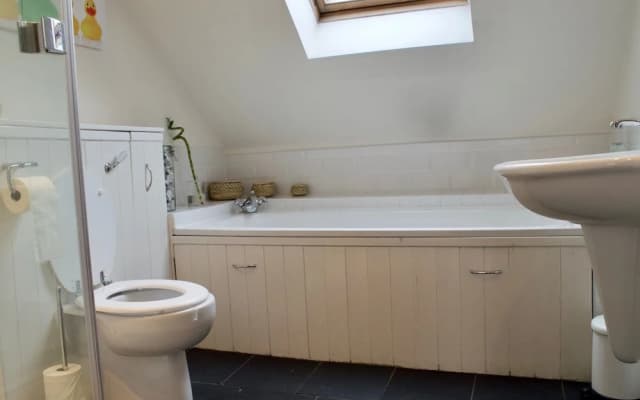 Leith Home - Sleeps 6 - photo 5