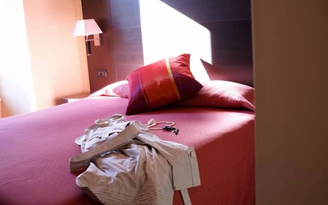 Hotel Versailles - photo 2