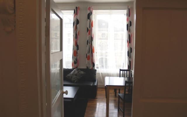 Niddry Street Apartments - photo 2