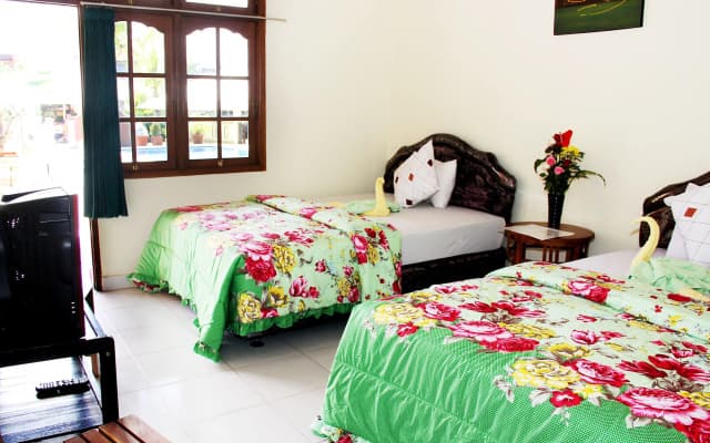 Warung Coco Hostel - photo 5