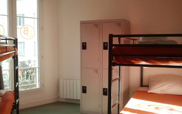 Beautiful Belleville Hostel & Hotel - photo 3