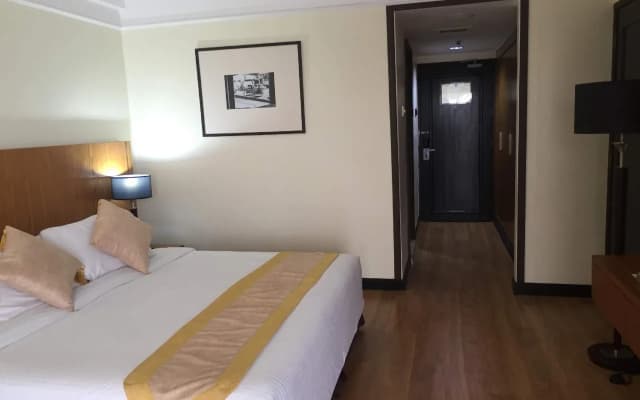 Primula Beach Hotel - photo 4