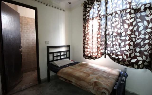 Hotel Sahil Deluxe - photo 3