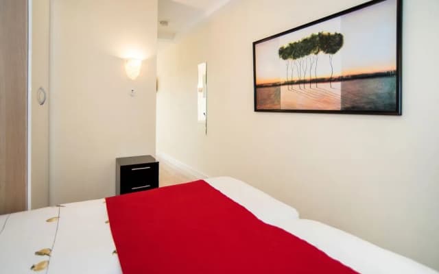 Midtown Hotel Triple Room - photo 2