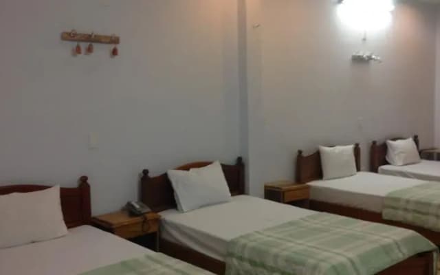 Huong Lan 2 Hotel - photo 4