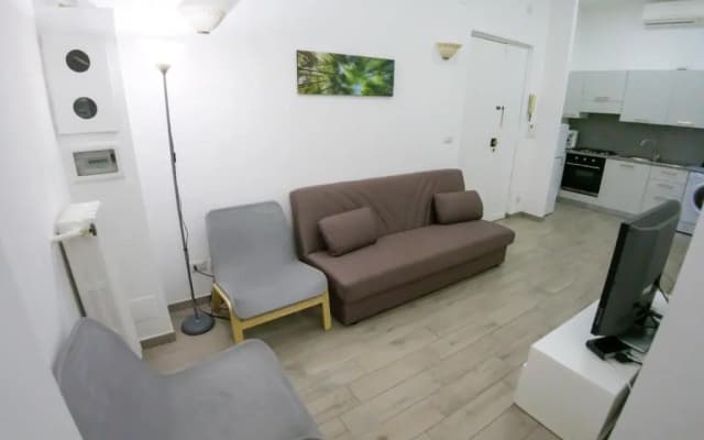 Flat 54 - New Opening - photo 4