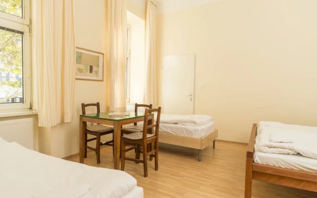 Six House BASIC by Welcome2Vienna - photo 2