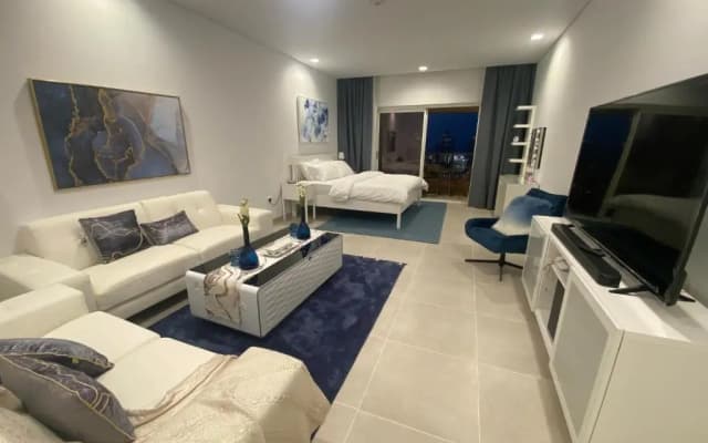Luxury condo with beautiful views, beach and pools - photo 4