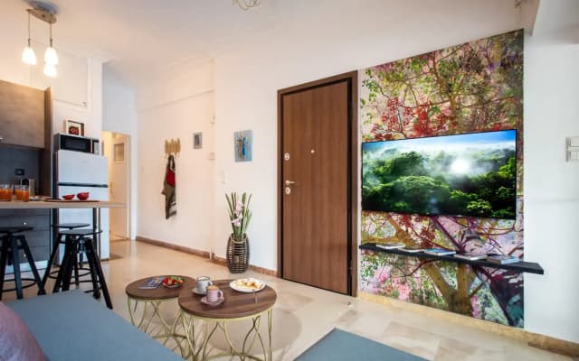 Blue Ark Boho Stay at Acropolis - photo 4