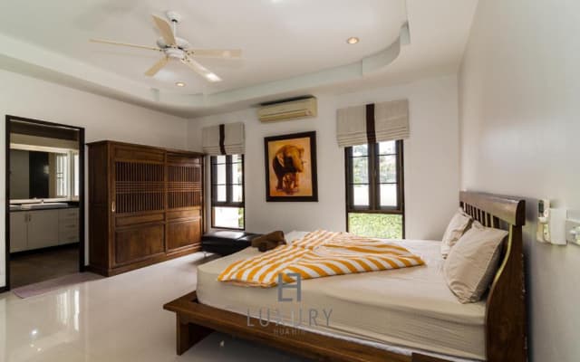 4 Bedroom Private Bali Style Villa HH1 - photo 2