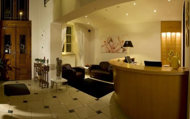 Hotel Andel - photo 2