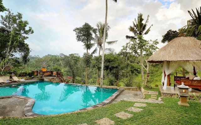 Bunut Garden Luxury Private Pool Villa - photo 4