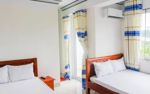 Hotel I Ngoc Huong - photo 3