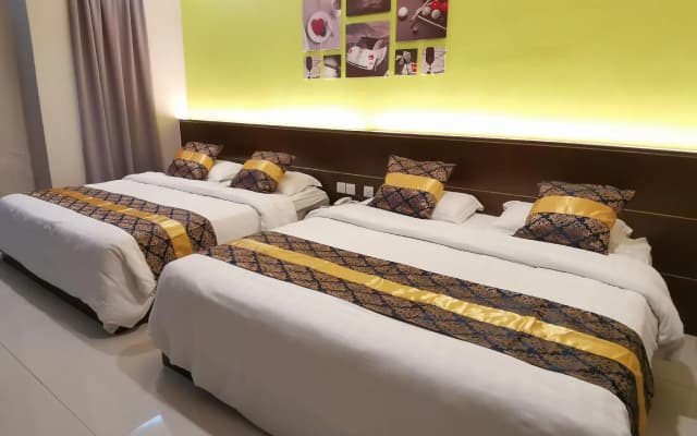 Star Bay Hotel - photo 3