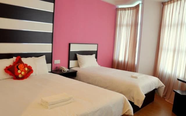 Hotel Zamburger Taman Kapar - photo 5