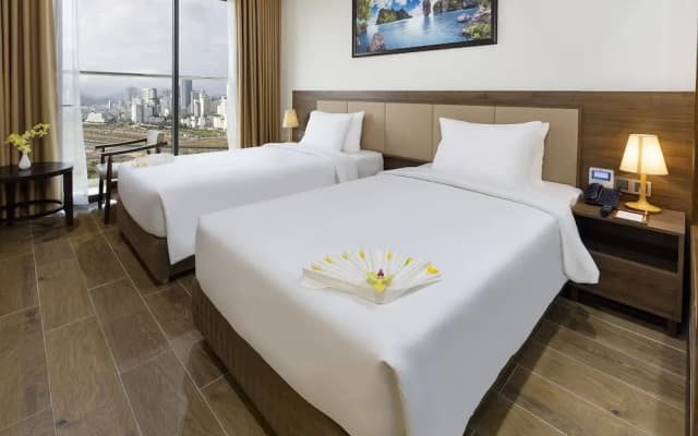 Miracle Luxury Hotel - photo 3