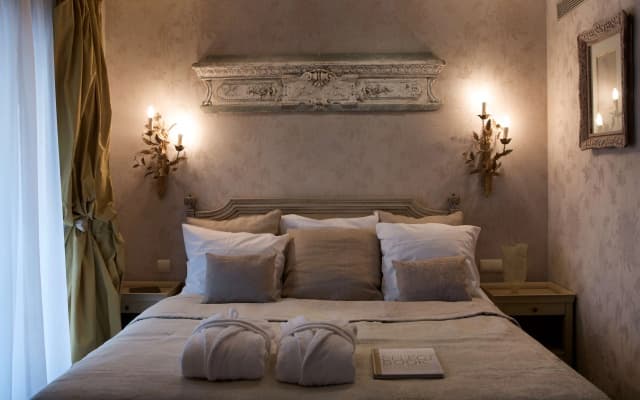 Hôtel Chateaubriand Champs Elysées - photo 5