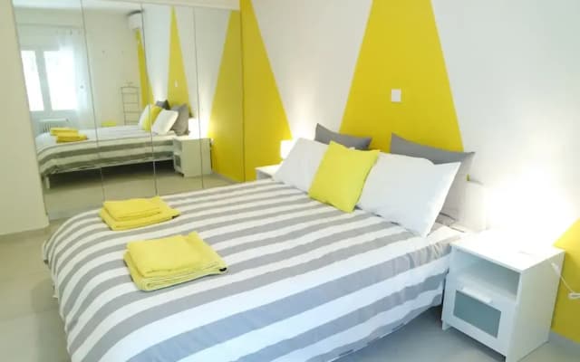 Hilton Hotel Area-Renovated Apt in Central Area - photo 4