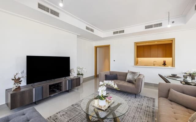 Opera Grand 2BR - Downtown - photo 3