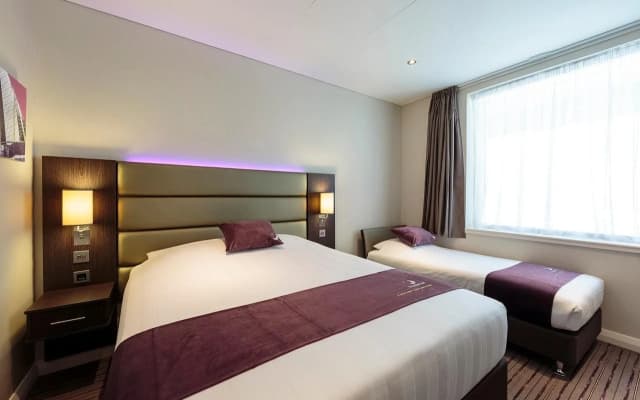 Premier Inn Doha Education City Hotel - photo 3