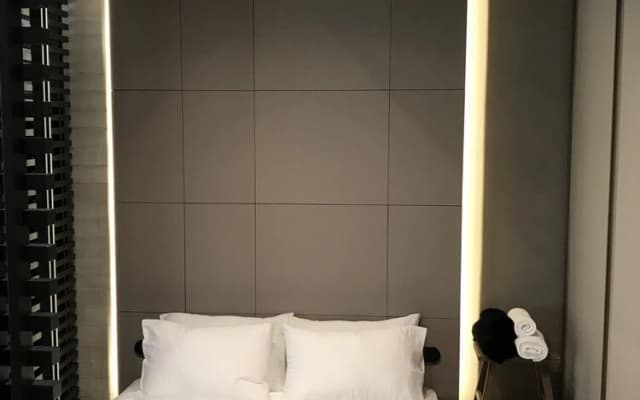 A NYC loft design Studio APT in Kolonaki - photo 4