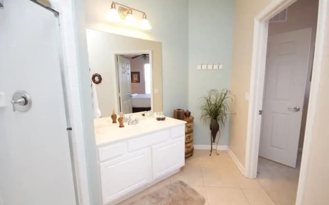 Executive Penthouse 3 Bedroom Condo by RedAwning - photo 4