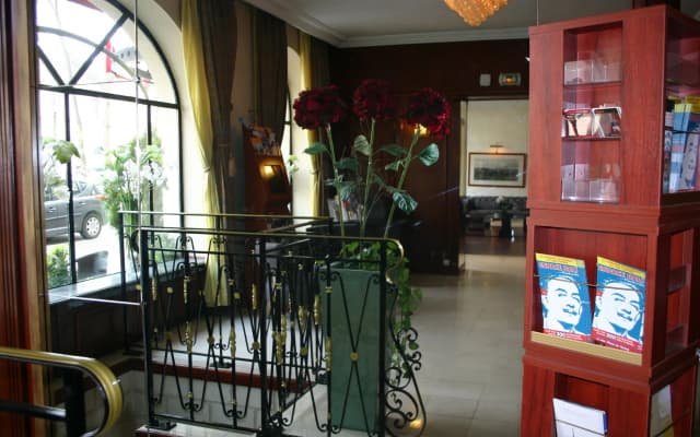 Hotel Derby Eiffel - photo 2