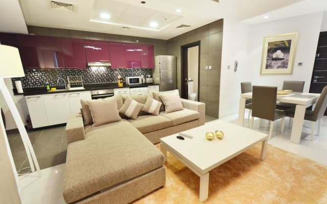 KOH - Cayan Tower - photo 2
