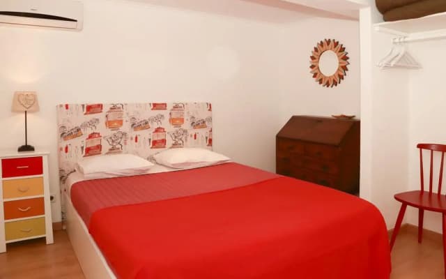 Mesa e Casa Encantada - photo 2