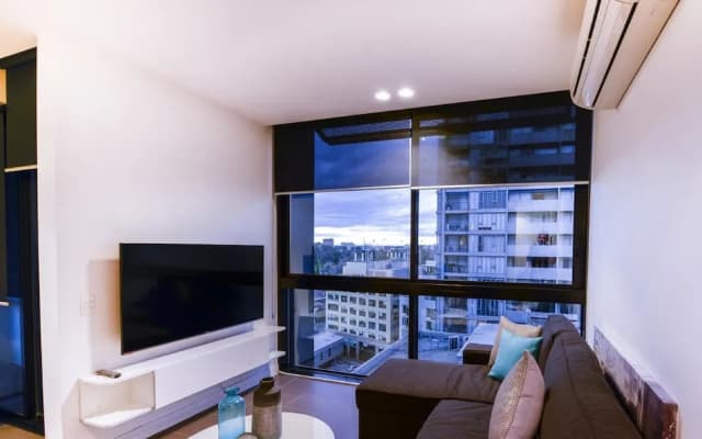 Elm Apartment - photo 4