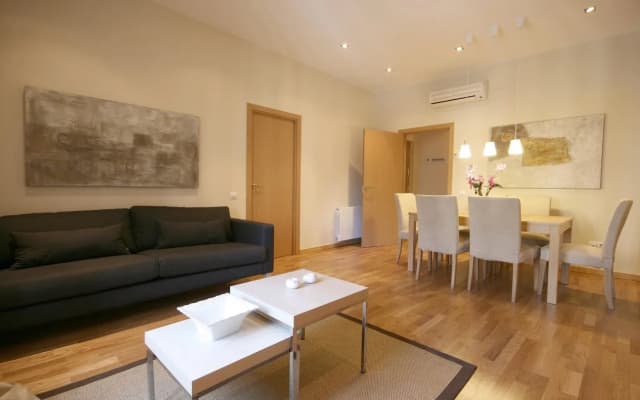 Midtown Luxury Apartments - photo 5