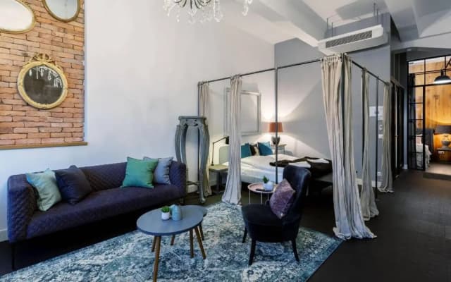 Your Instaworthy Astoria Loft Apartment - photo 3