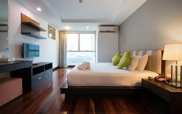 Nice Residence Hotel Bangkok - photo 3