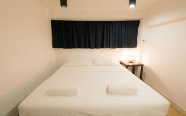 The Urban Age Hostel - photo 4