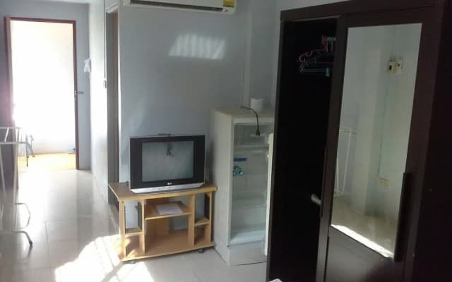 Friendly Guesthouse - photo 3