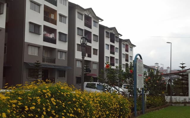 KPW at Royal Lily Apartment - photo 2