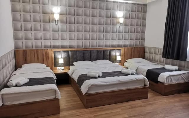 3 Rooms Hotel - photo 4